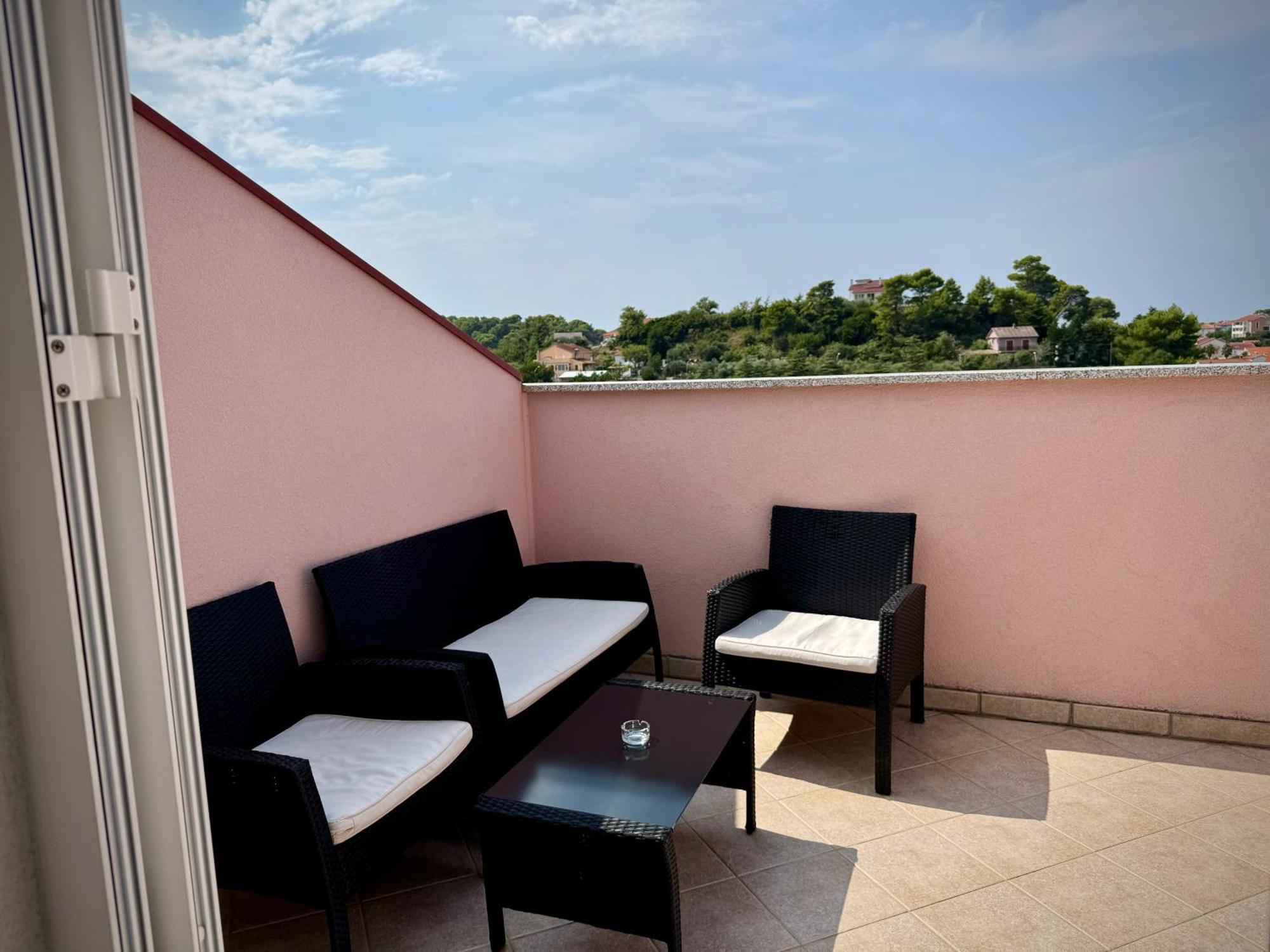Apartments Maricic Rab Island Palit Exterior photo