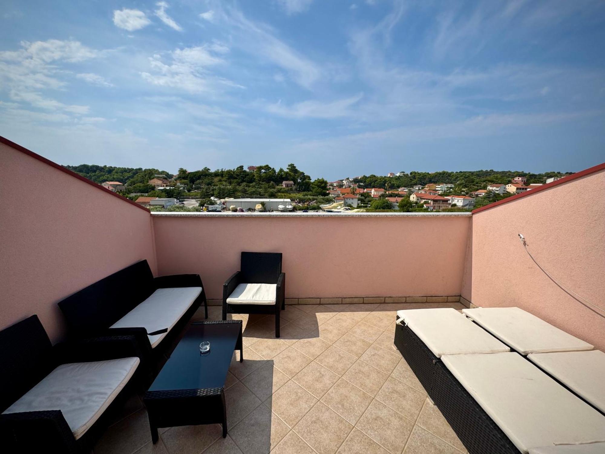 Apartments Maricic Rab Island Palit Exterior photo